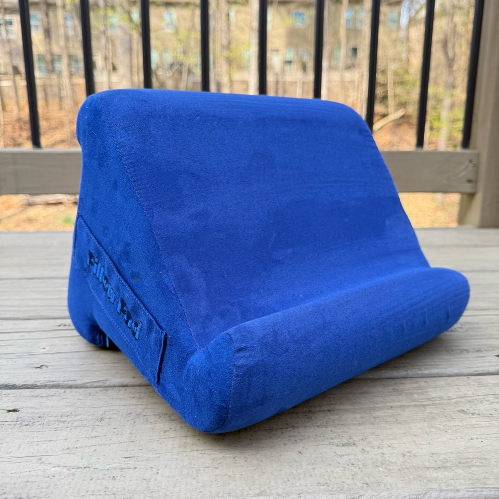 Pillow Pad Tablet Holder Multi-Angle Soft Pillow Lap Stand Phone Cushion in Blue